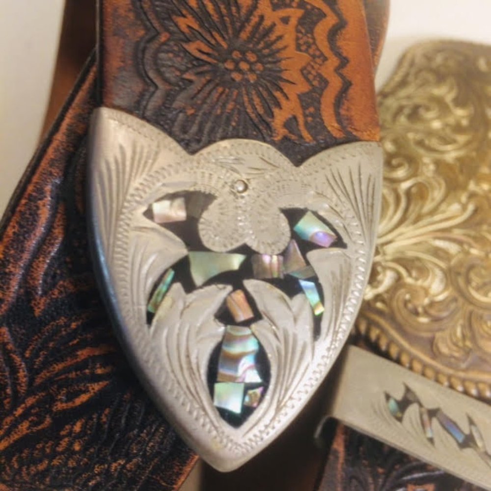 Crumrine Mother Of Pearl Eagle Tooled Belt